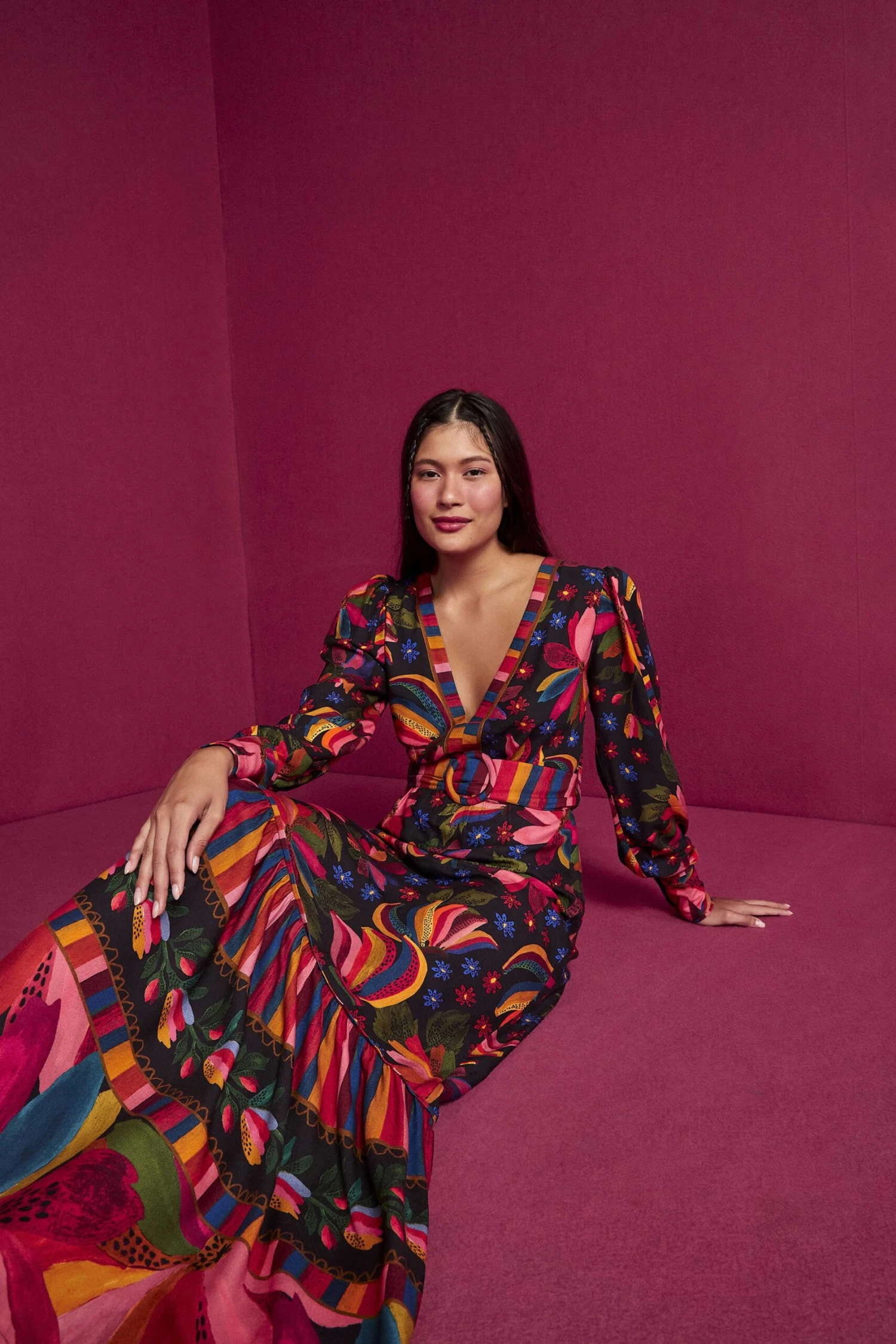 Farm Rio Black Banana Sky Lenzing™ Ecovero™ ViscoseMaxi Dress 7 Farm Rio Black Banana Sky Lenzing™ Ecovero™ ViscoseMaxi Dress - Image 5