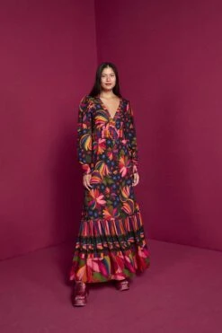 Farm Rio Black Banana Sky Lenzing™ Ecovero™ ViscoseMaxi Dress 11 Farm Rio Black Banana Sky Lenzing™ Ecovero™ ViscoseMaxi Dress -Farm Rio 302687 04