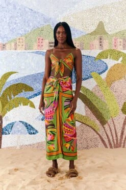 Farm Rio Toucans Scarf Lenzing™ Ecovero™ Viscose Crop Top 9 Farm Rio Toucans Scarf Lenzing™ Ecovero™ Viscose Crop Top -Farm Rio 303977 01