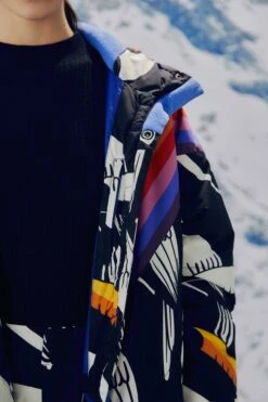 Farm Rio Black Graphic Toucans Ski Puffer Jacket 14 Farm Rio Black Graphic Toucans Ski Puffer Jacket -Farm Rio 304125 05