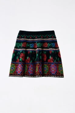 Farm Rio Black Flower Tapestry Sweater Skirt 12 Farm Rio Black Flower Tapestry Sweater Skirt -Farm Rio 304176 06