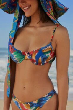 Farm Rio Chevron Toucans Bikini Top 9 Farm Rio Chevron Toucans Bikini Top -Farm Rio 304293 03