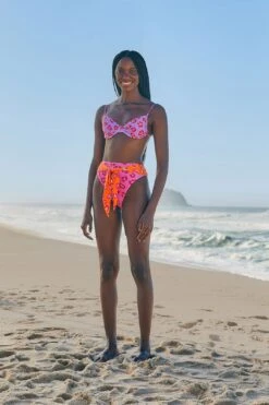 Farm Rio Maxi Leopard Patch Bra Bikini Top -Farm Rio 304390 02