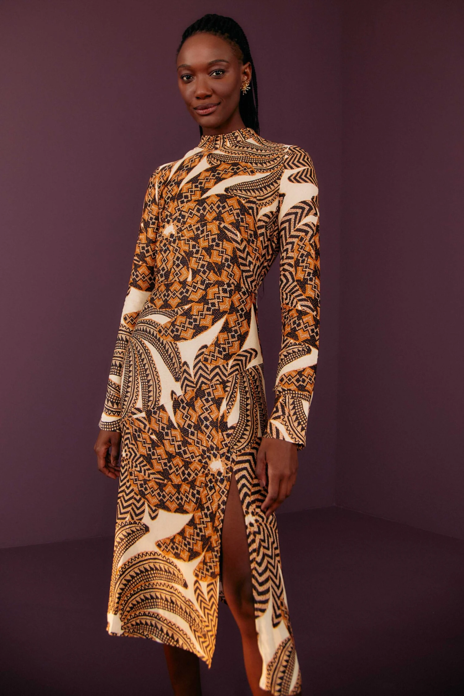 Farm Rio Sand Yawanawa Vanahu Lenzing™ Ecovero™ Viscose Midi Dress 3 Farm Rio Sand Yawanawa Vanahu Lenzing™ Ecovero™ Viscose Midi Dress