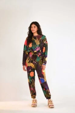 Farm Rio Pop Jungle Smiley® Sweatpants 11 Farm Rio Pop Jungle Smiley® Sweatpants -Farm Rio 305151 04