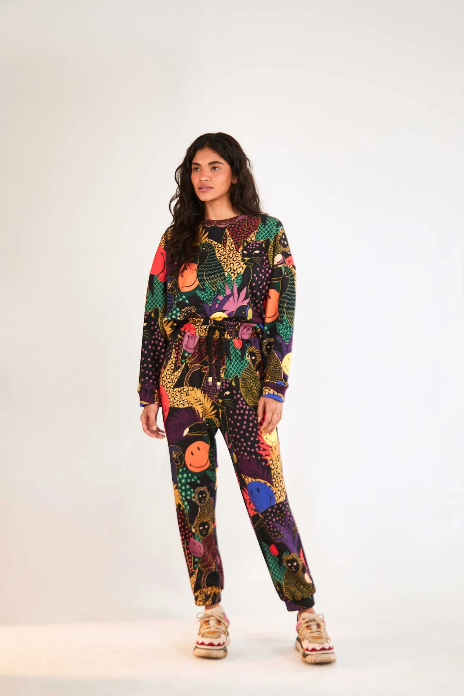 Farm Rio Pop Jungle Smiley® Sweatpants 6 Farm Rio Pop Jungle Smiley® Sweatpants - Image 4