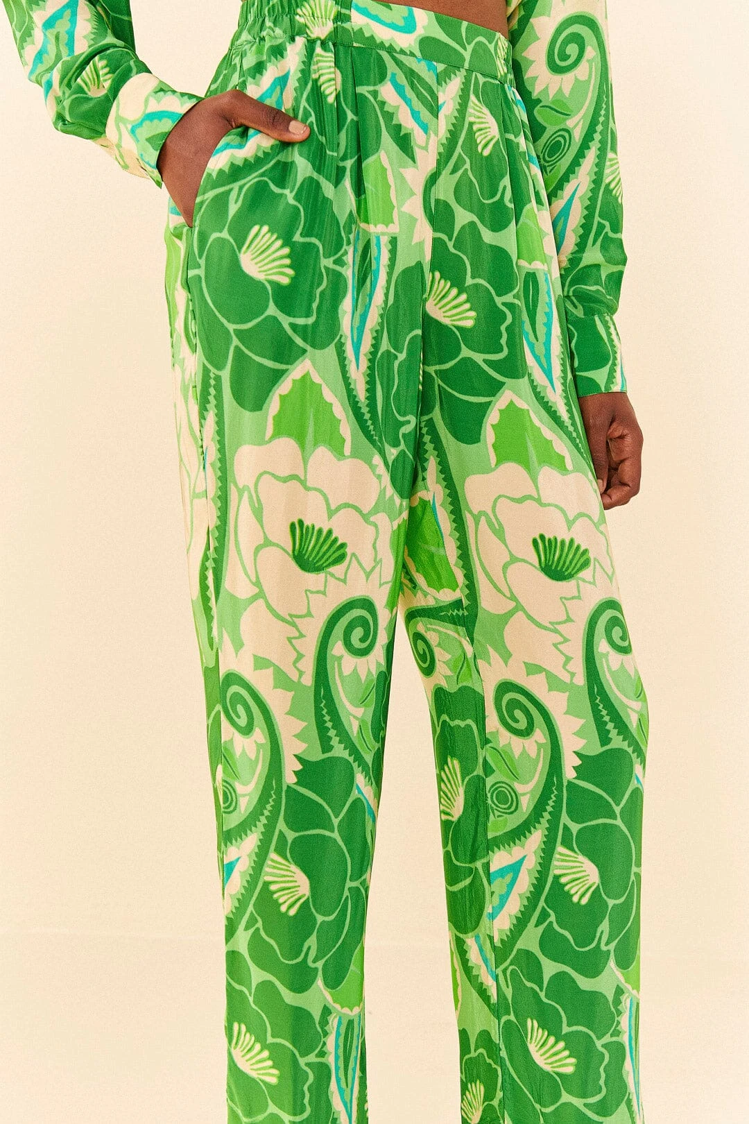 Farm Rio Tropical Groove Pants 4 Farm Rio Tropical Groove Pants - Image 2
