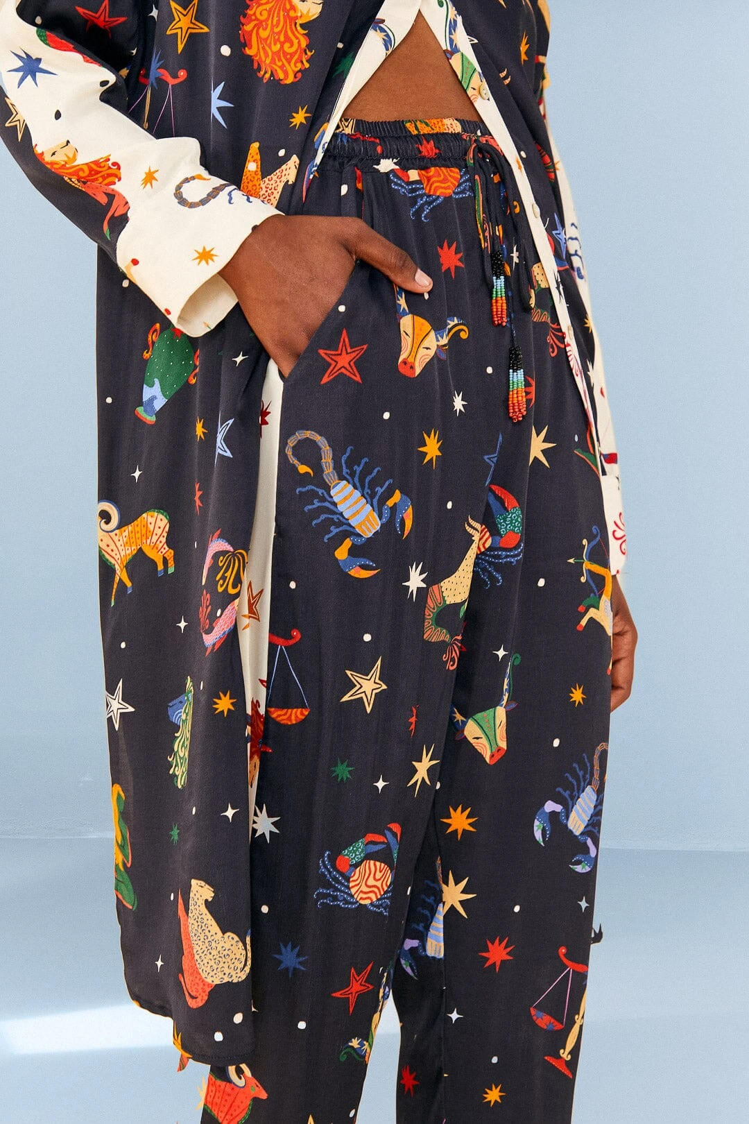 Farm Rio Zodiac Lenzing™ Ecovero™ Viscose Pants 4 Farm Rio Zodiac Lenzing™ Ecovero™ Viscose Pants - Image 2