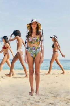 Farm Rio Striped Bananas One Piece Swimsuit 12 Farm Rio Striped Bananas One Piece Swimsuit -Farm Rio 307051 02