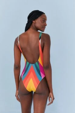 Farm Rio Macaw Stripes One Piece Swimsuit 12 Farm Rio Macaw Stripes One Piece Swimsuit -Farm Rio 307129 05