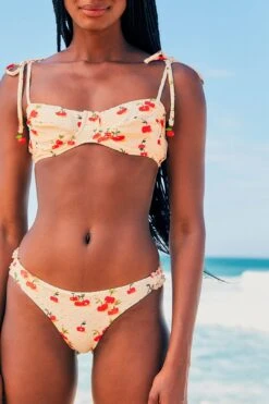 Farm Rio Pitanga Cherry Bikini Bottom -Farm Rio 307153 03