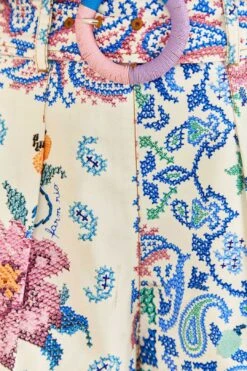 Farm Rio Off-White Romantic Bandanas Shorts -Farm Rio 309222 05