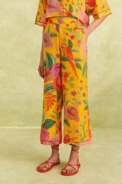 Farm Rio Yellow Macaw Bloom Pants 9 Farm Rio Yellow Macaw Bloom Pants -Farm Rio 309404 03