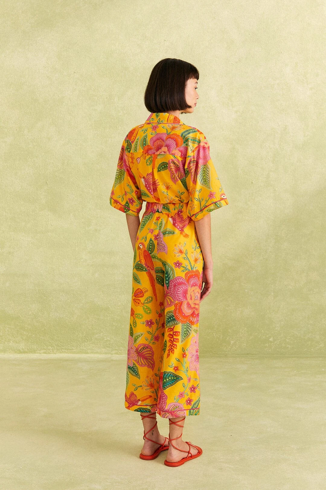 Farm Rio Yellow Macaw Bloom Pants 6 Farm Rio Yellow Macaw Bloom Pants - Image 4