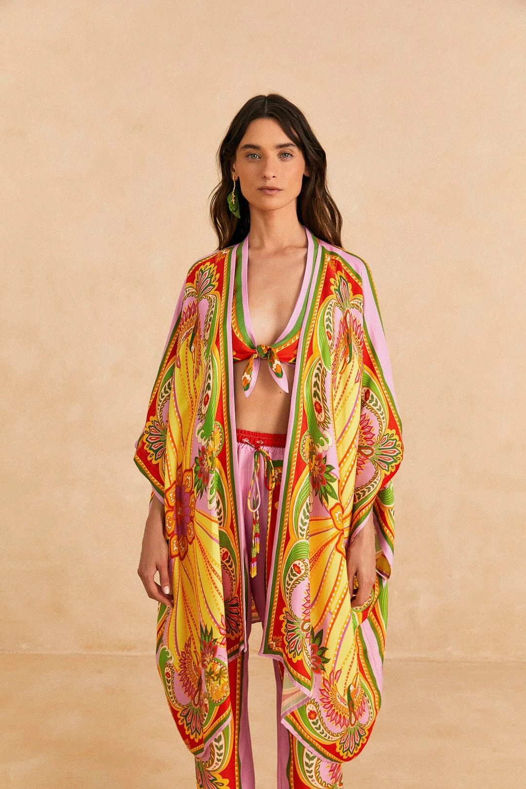 Farm Rio Beach Toucans Scarf Lenzing™ Ecovero™ Viscose Kimono 3 Farm Rio Beach Toucans Scarf Lenzing™ Ecovero™ Viscose Kimono