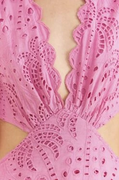 Farm Rio Pink Richelieu Midi Dress 11 Farm Rio Pink Richelieu Midi Dress -Farm Rio 313649 05