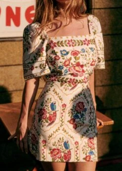 Farm Rio Romantic Garden Malia Mini Skirt 6 Farm Rio Romantic Garden Malia Mini Skirt -Farm Rio 313776 02