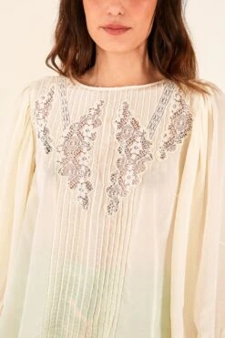 Farm Rio Off White Lace Blouse 9 Farm Rio Off White Lace Blouse -Farm Rio 314470 04
