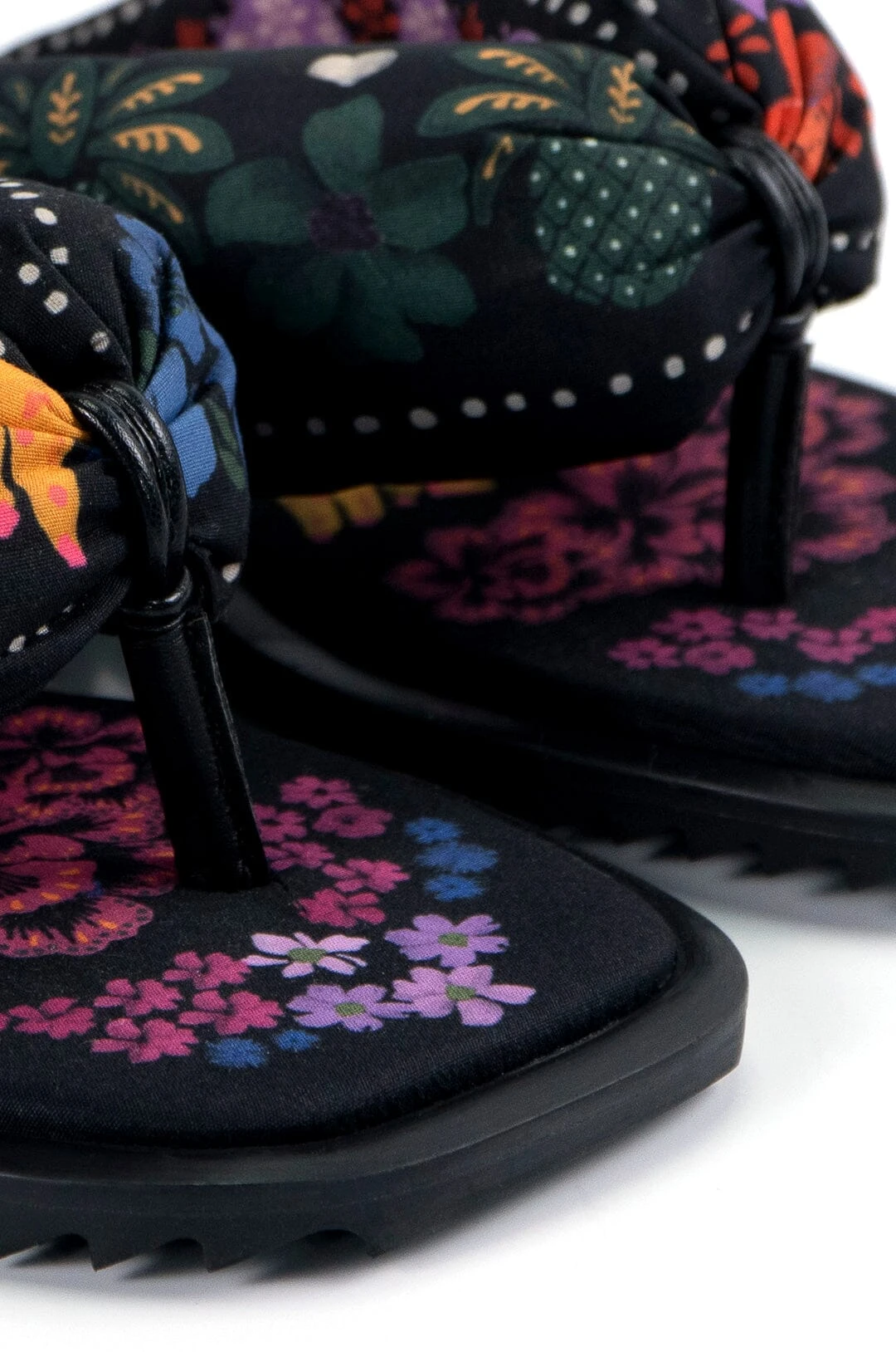 Farm Rio Banana Garden Puffy Flat Sandal 4 Farm Rio Banana Garden Puffy Flat Sandal - Image 2