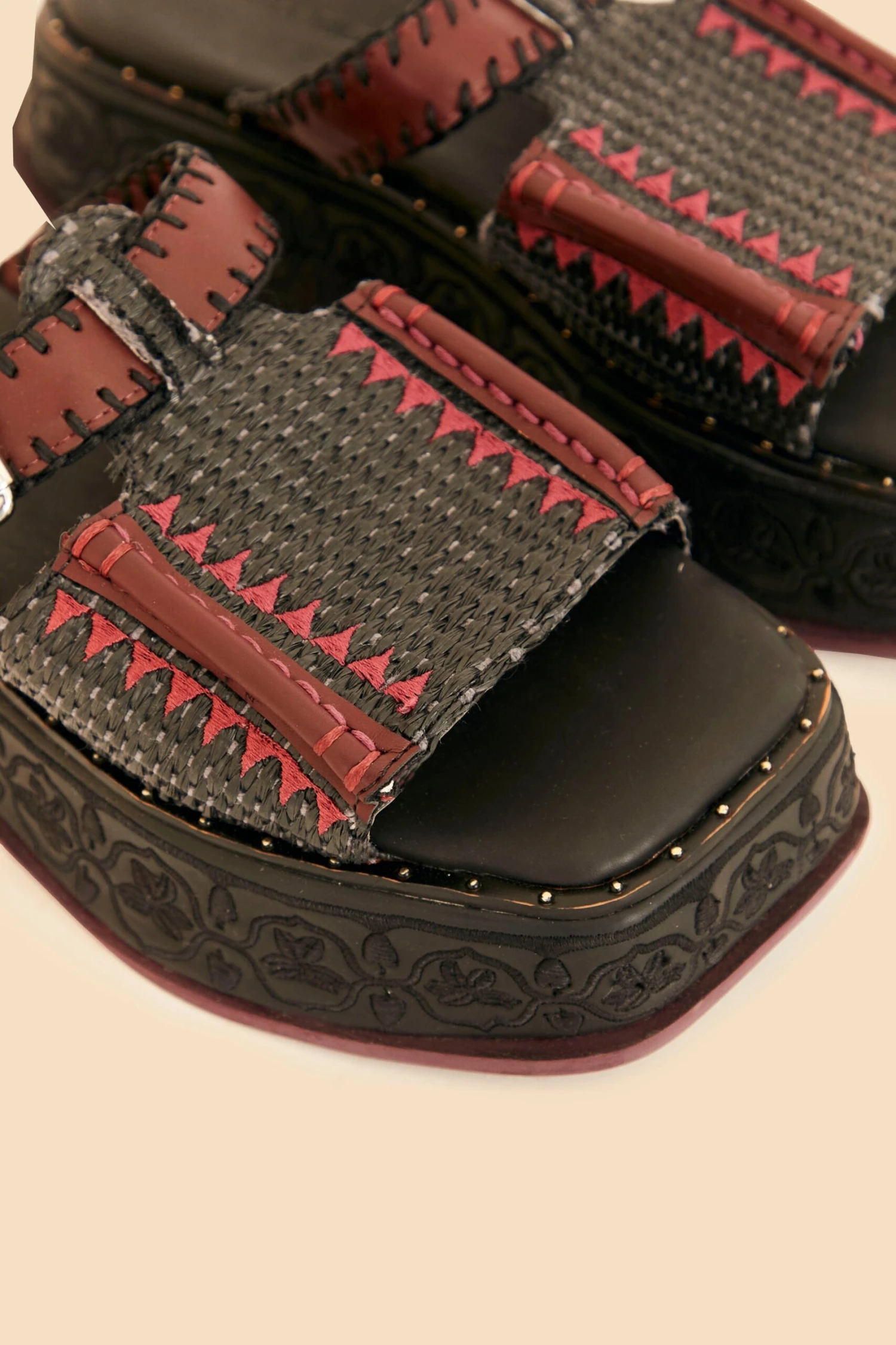 Farm Rio Black Flatform Mule 4 Farm Rio Black Flatform Mule - Image 2